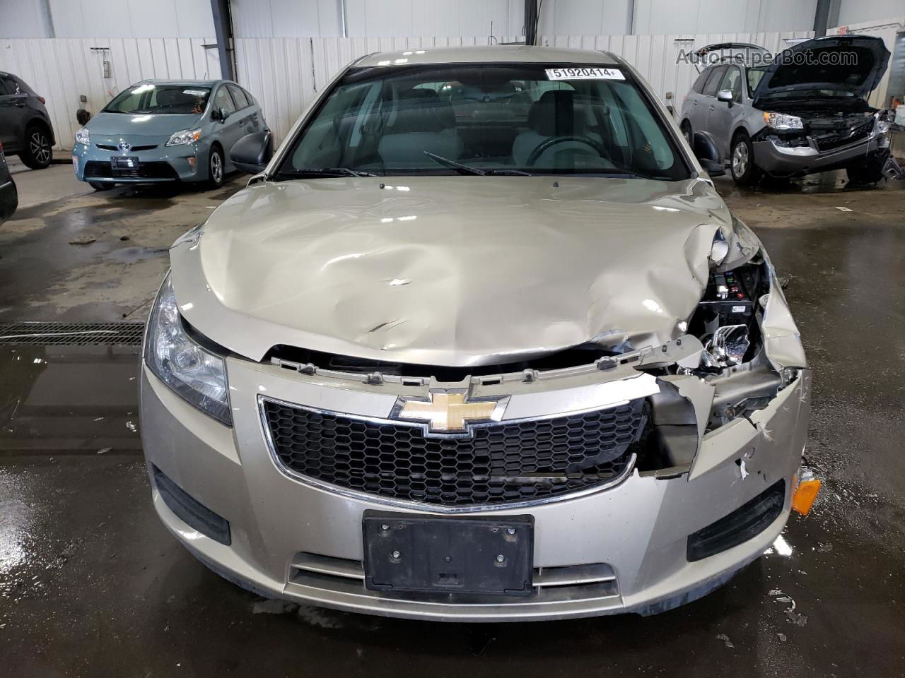 2013 Chevrolet Cruze Ls Кремовый vin: 1G1PB5SH5D7311647