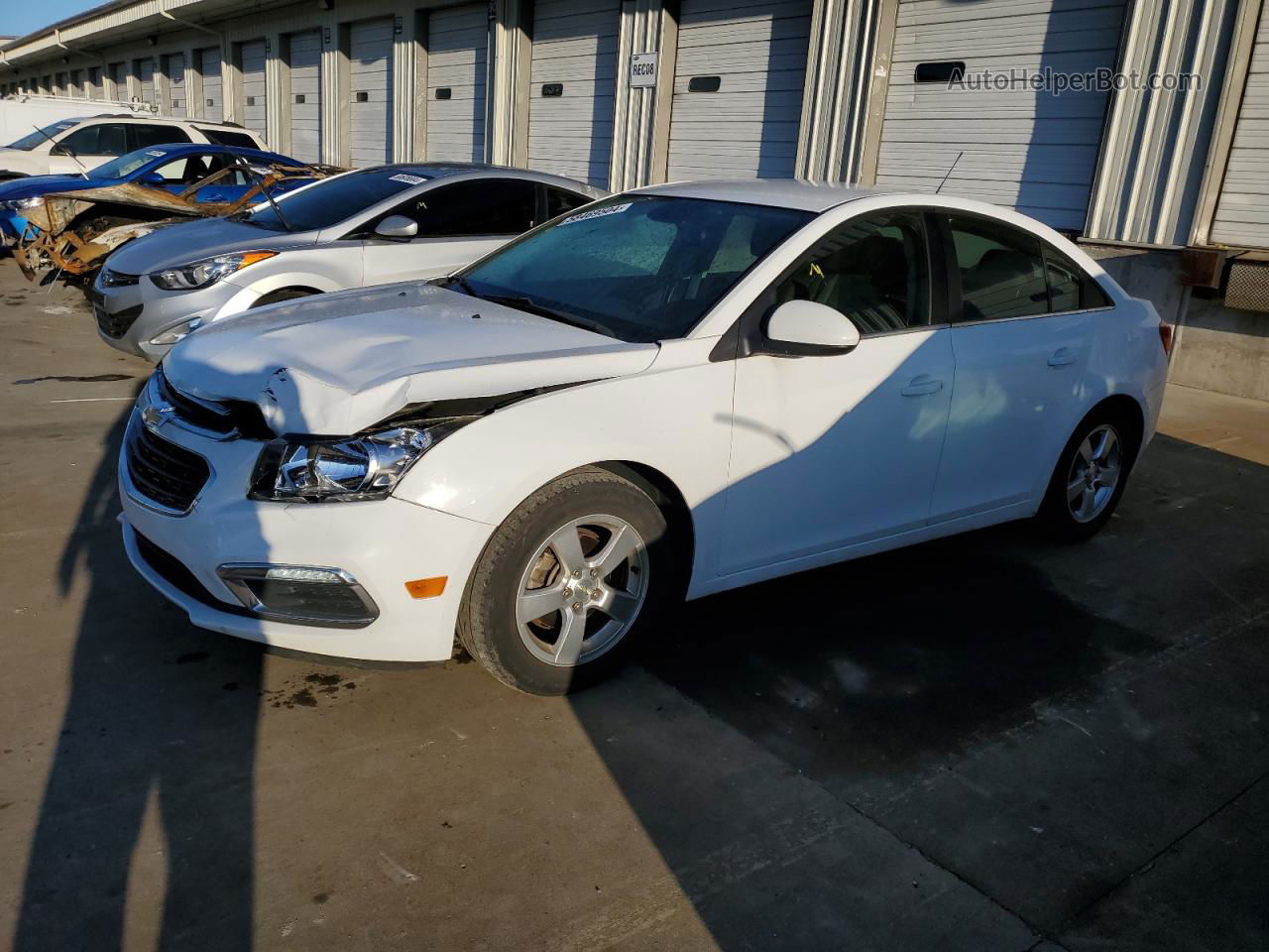 2015 Chevrolet Cruze Lt White vin: 1G1PC5SB0F7138647