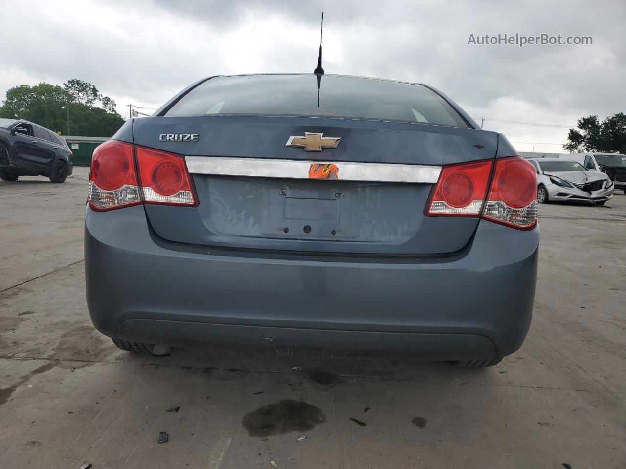 2012 Chevrolet Cruze Ls Blue vin: 1G1PC5SH2C7219892