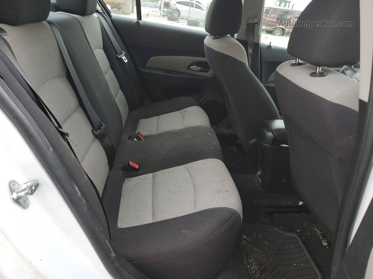 2016 Chevrolet Cruze Limited Ls White vin: 1G1PC5SH2G7158419