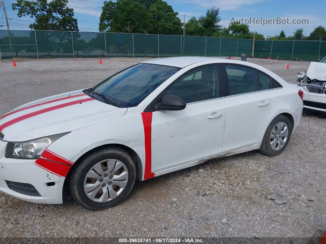 2012 Chevrolet Cruze Ls White vin: 1G1PC5SH4C7154074