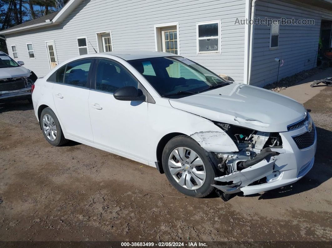 2012 Chevrolet Cruze Ls White vin: 1G1PC5SH5C7202181