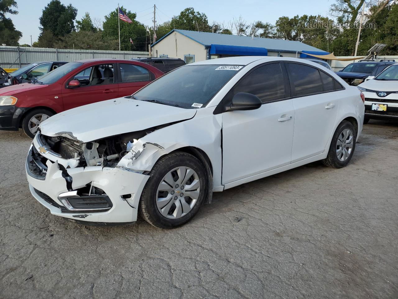 2016 Chevrolet Cruze Limited Ls White vin: 1G1PC5SH5G7174386