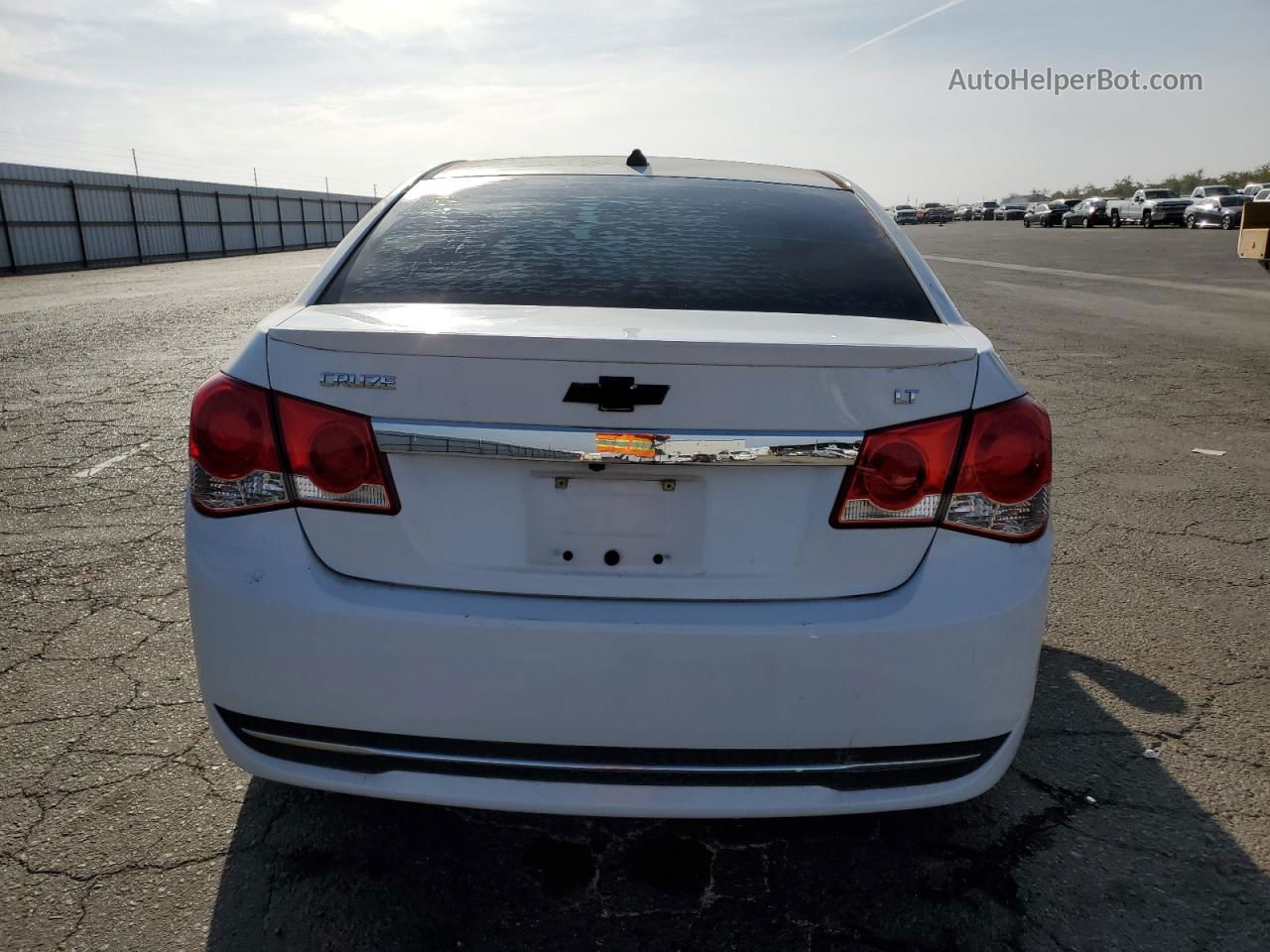 2014 Chevrolet Cruze Lt White vin: 1G1PE5SB1E7219374