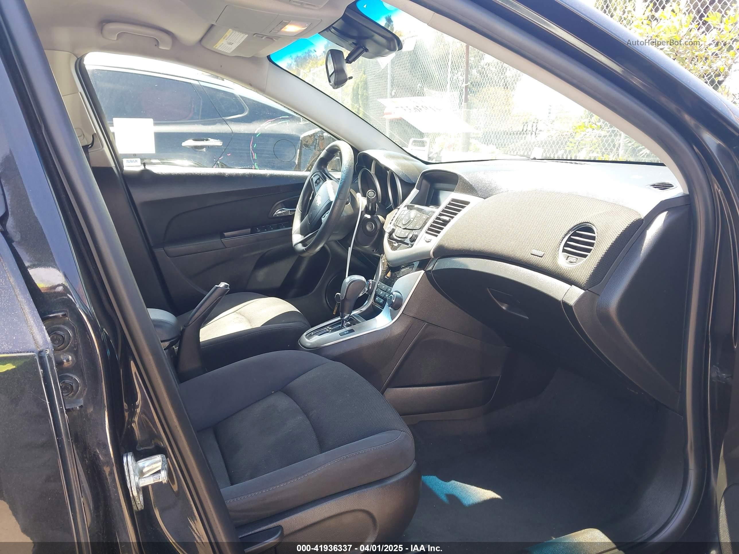 2016 Chevrolet Cruze Limited 1lt Auto Black vin: 1G1PE5SB4G7103041