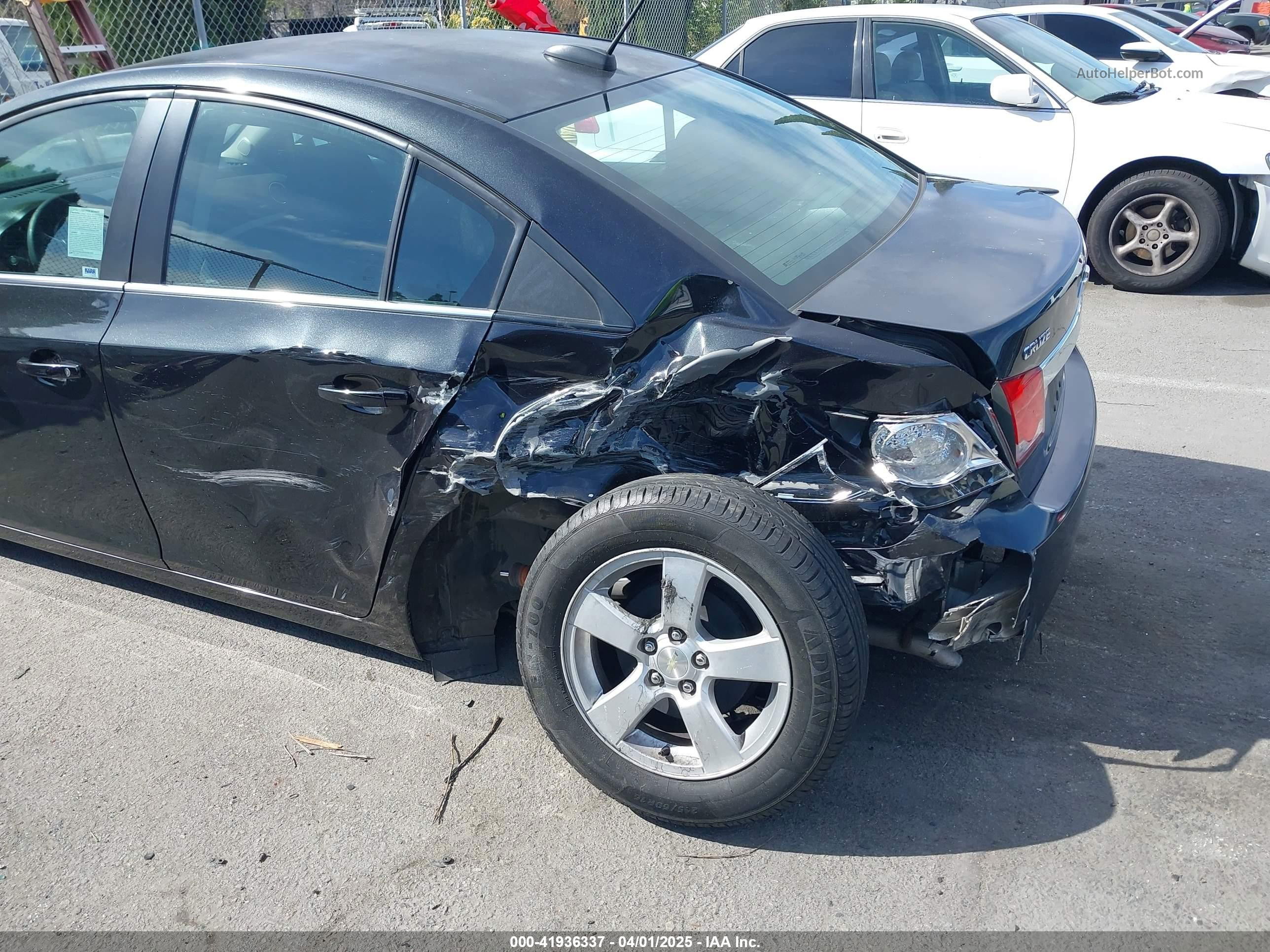 2016 Chevrolet Cruze Limited 1lt Auto Black vin: 1G1PE5SB4G7103041