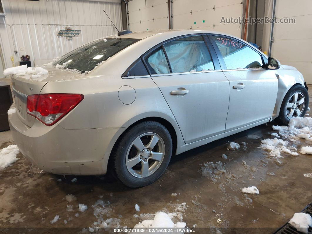 2016 Chevrolet Cruze Limited 1lt Auto Серебряный vin: 1G1PE5SB6G7183877