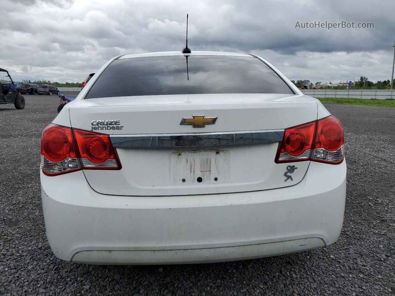 2015 Chevrolet Cruze Ls White vin: 1G1PM5SH8F7116476