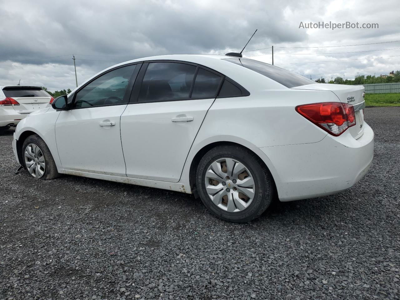 2015 Chevrolet Cruze Ls White vin: 1G1PM5SH8F7116476