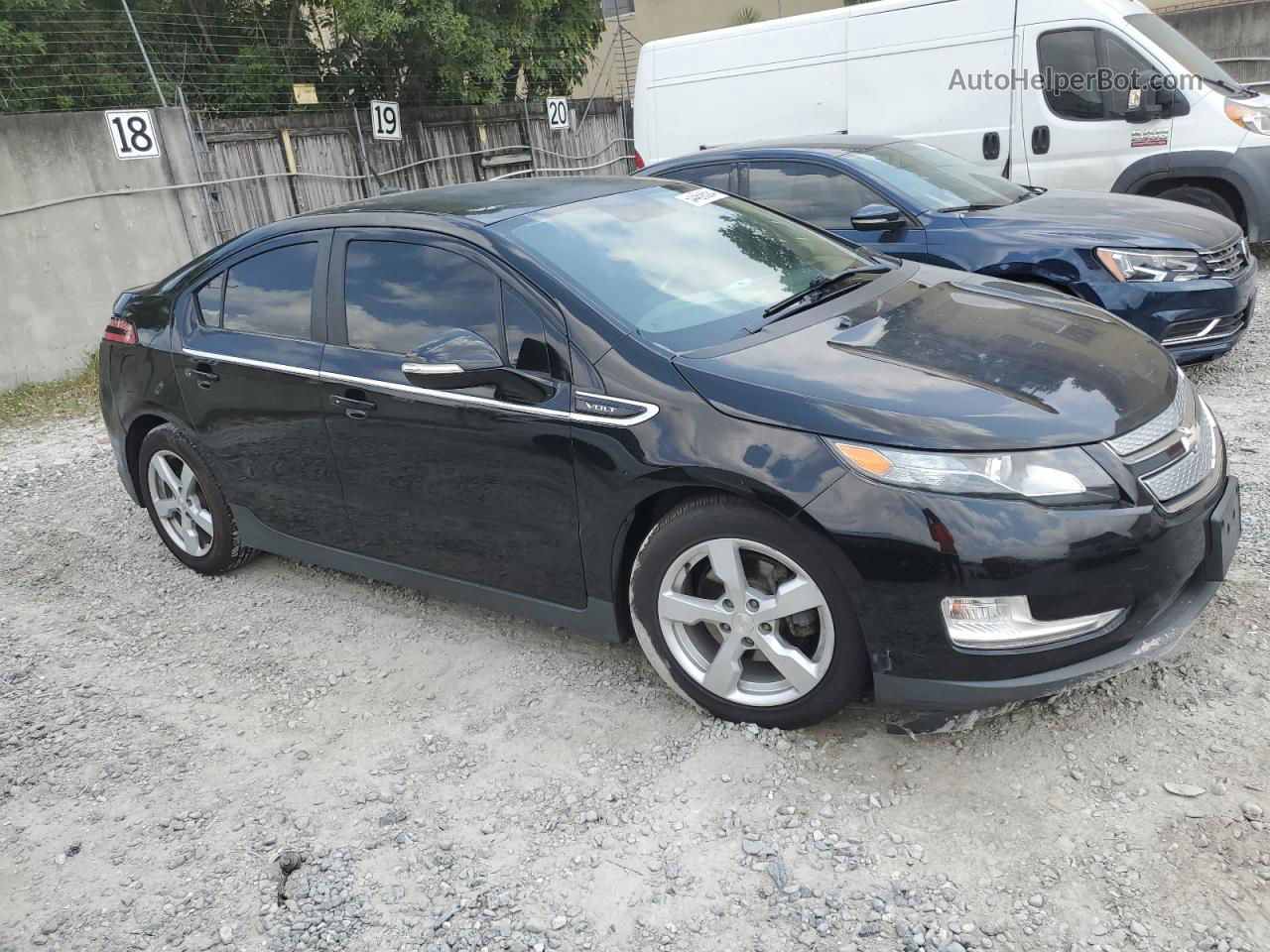 2013 Chevrolet Volt  Черный vin: 1G1RA6E45DU136912