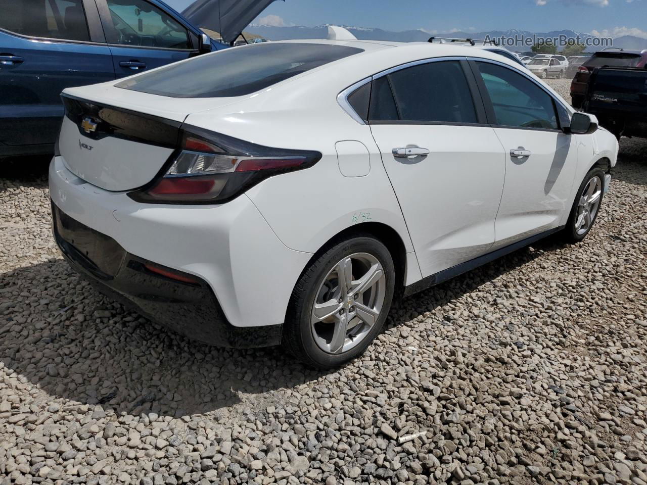 2017 Chevrolet Volt Lt White vin: 1G1RA6S5XHU175885