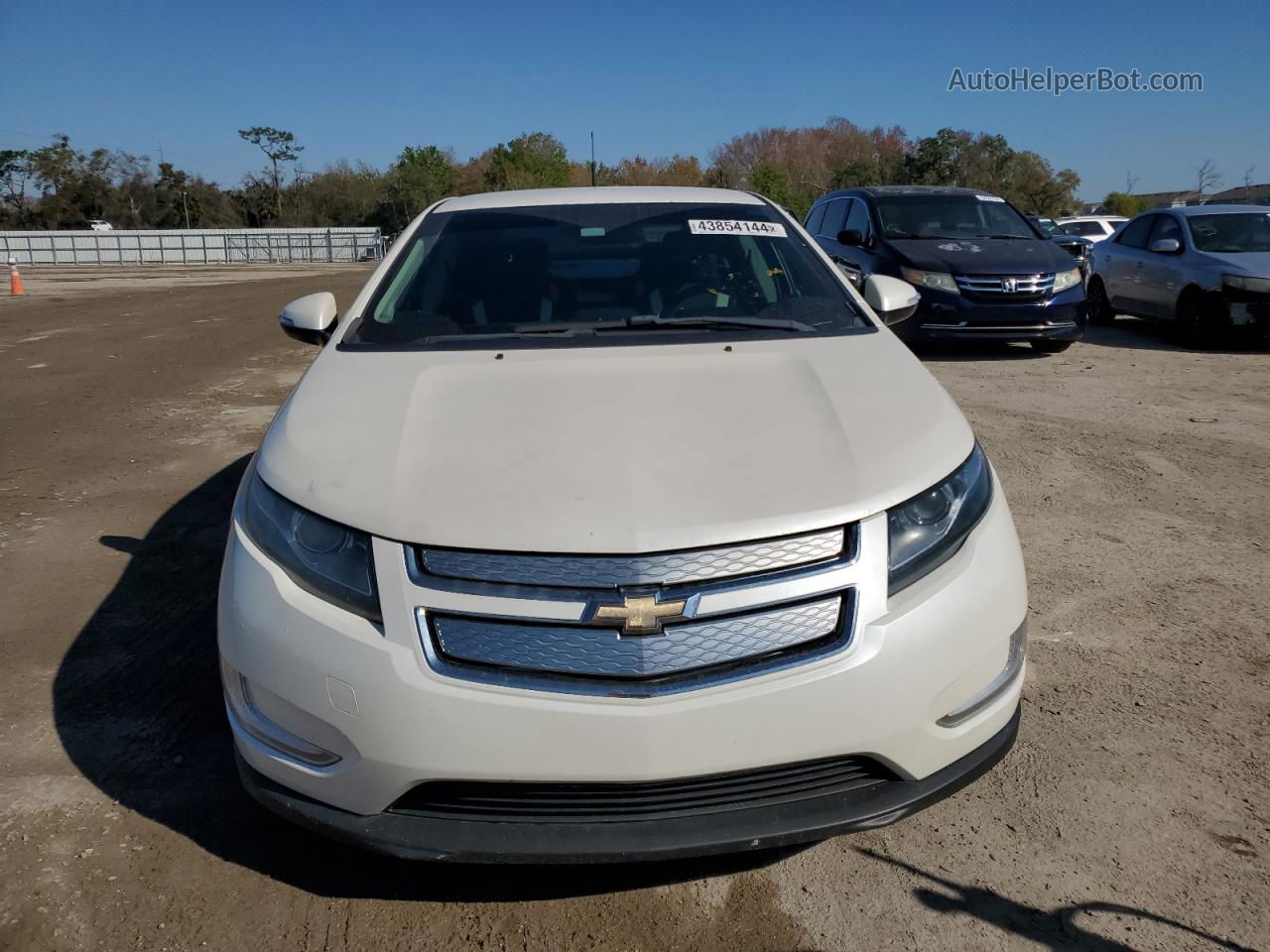 2013 Chevrolet Volt  White vin: 1G1RB6E46DU104029