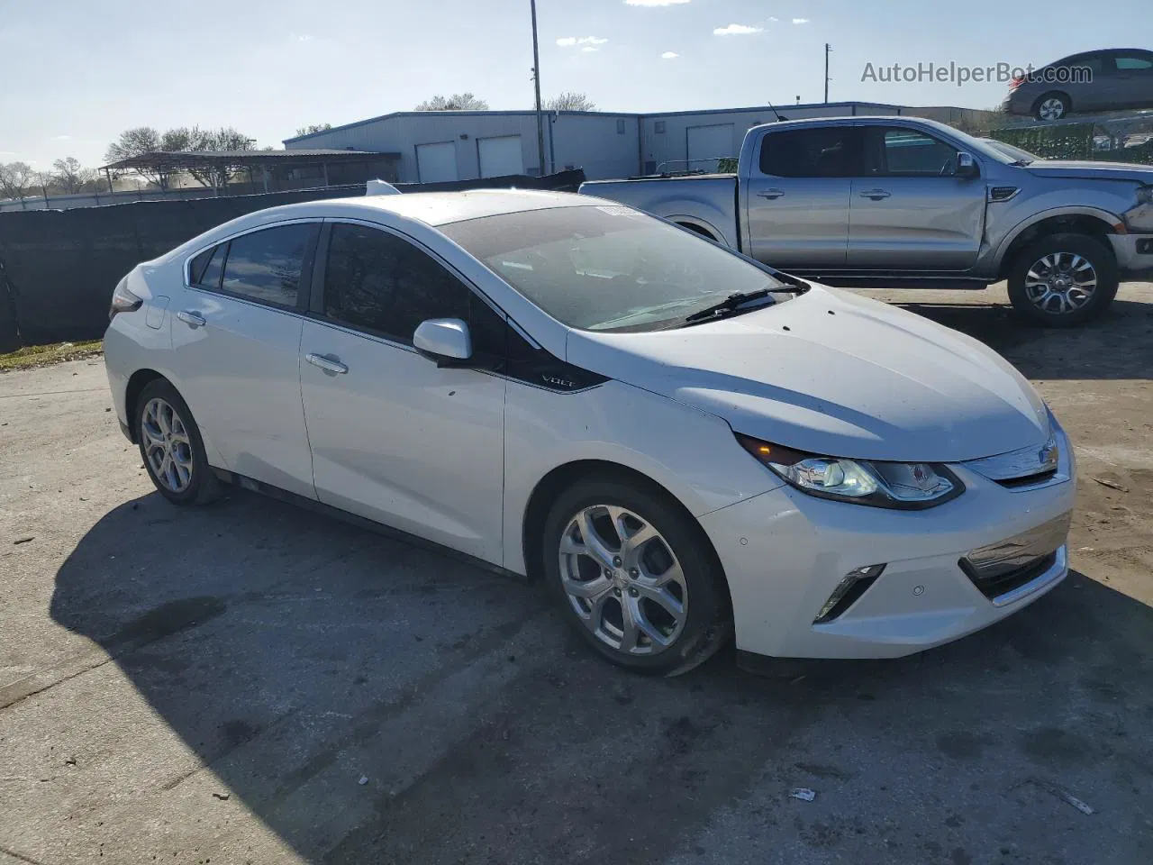 2017 Chevrolet Volt Premier Белый vin: 1G1RB6S53HU101642