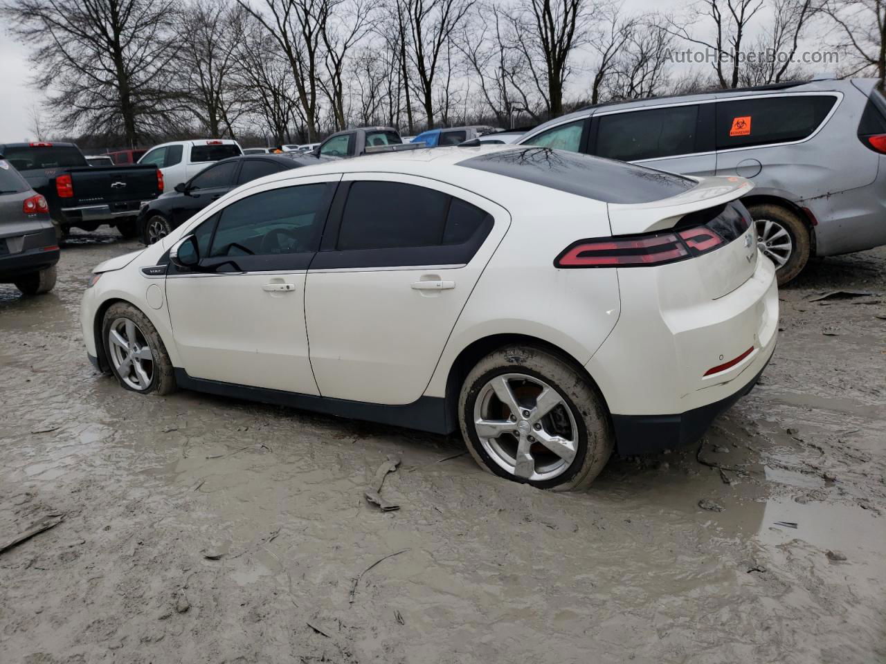 2013 Chevrolet Volt  White vin: 1G1RD6E41DU138258