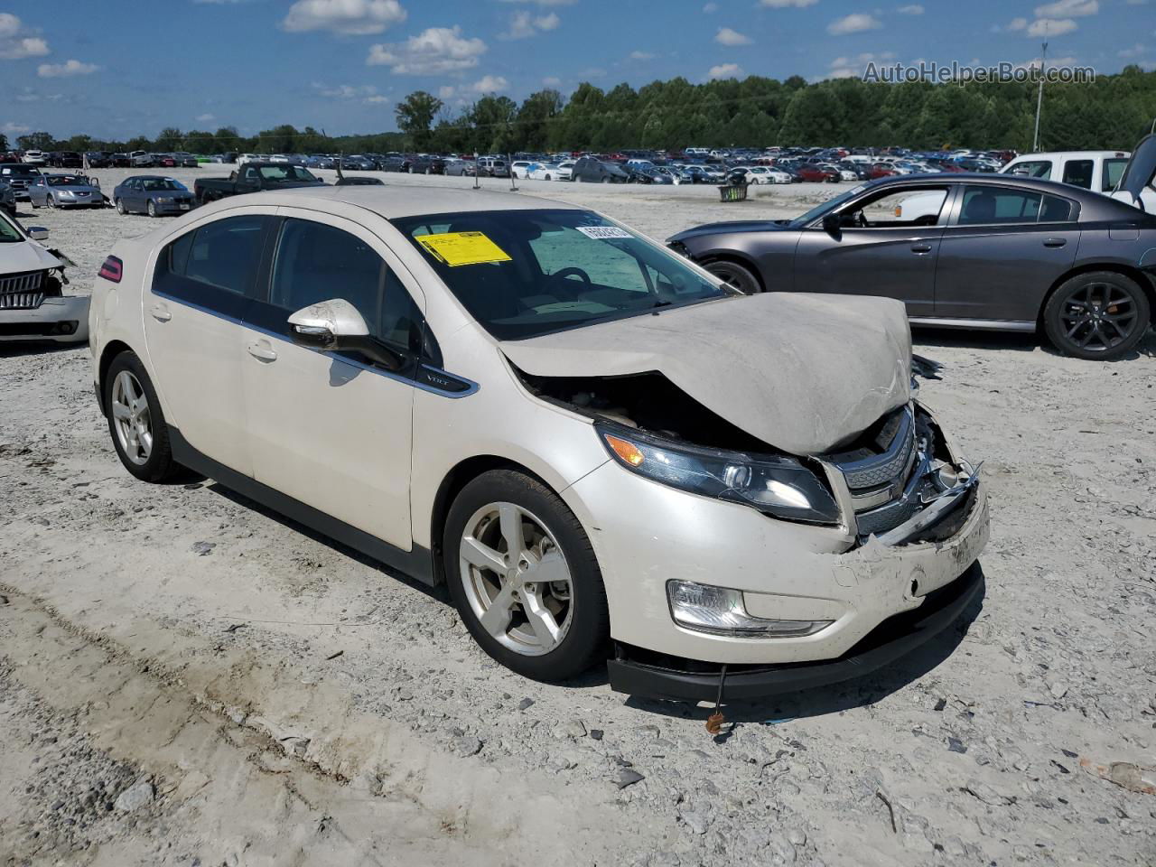 2013 Chevrolet Volt Кремовый vin: 1G1RD6E41DU147817