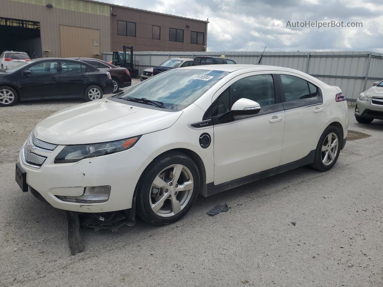 2013 Chevrolet Volt  White vin: 1G1RD6E42DU143484