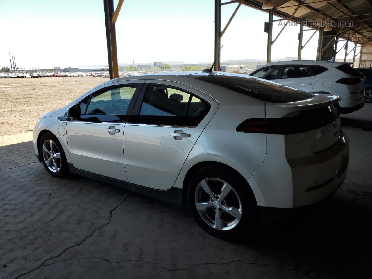 2013 Chevrolet Volt  White vin: 1G1RD6E46DU112450