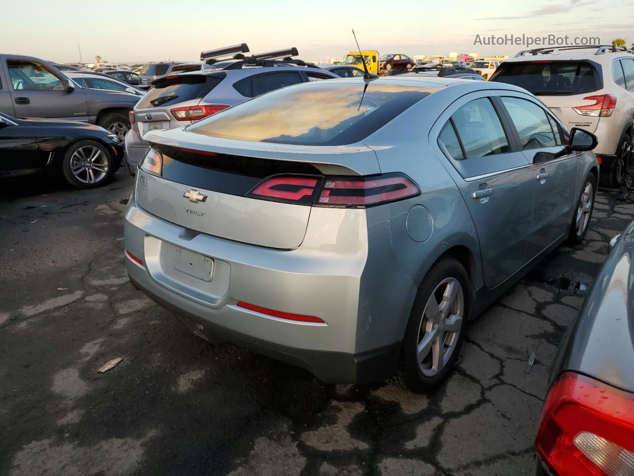 2013 Chevrolet Volt  Бирюзовый vin: 1G1RD6E46DU130804