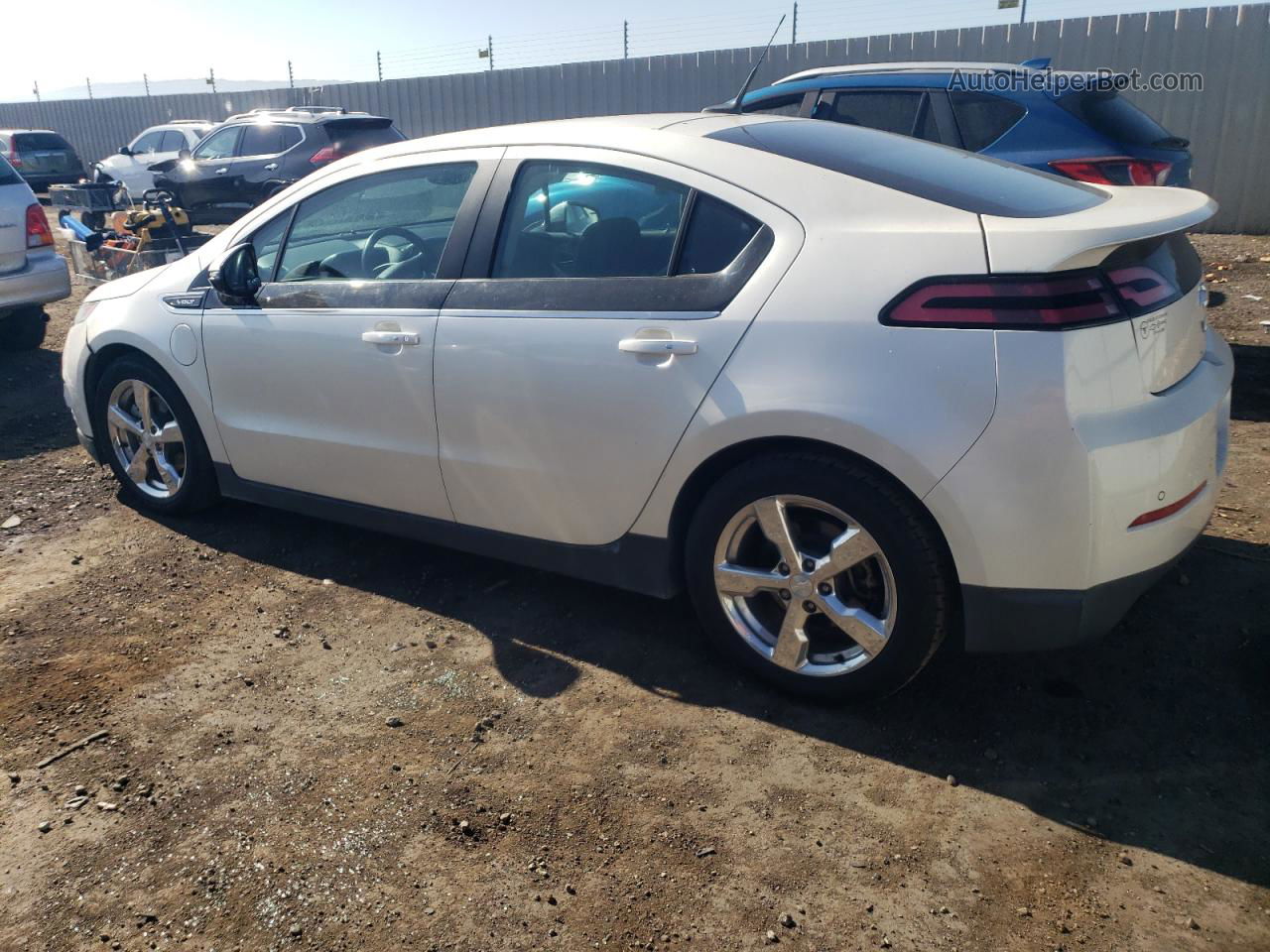 2013 Chevrolet Volt  Cream vin: 1G1RD6E48DU146258