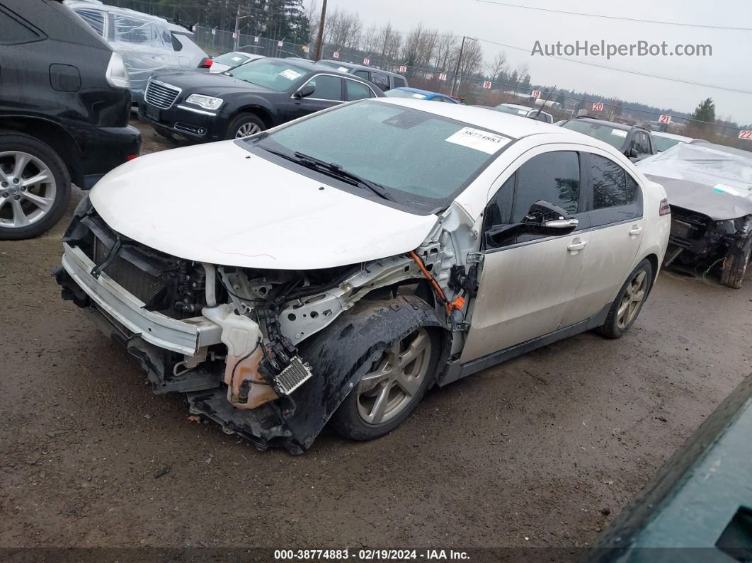 2013 Chevrolet Volt   White vin: 1G1RD6E49DU130344