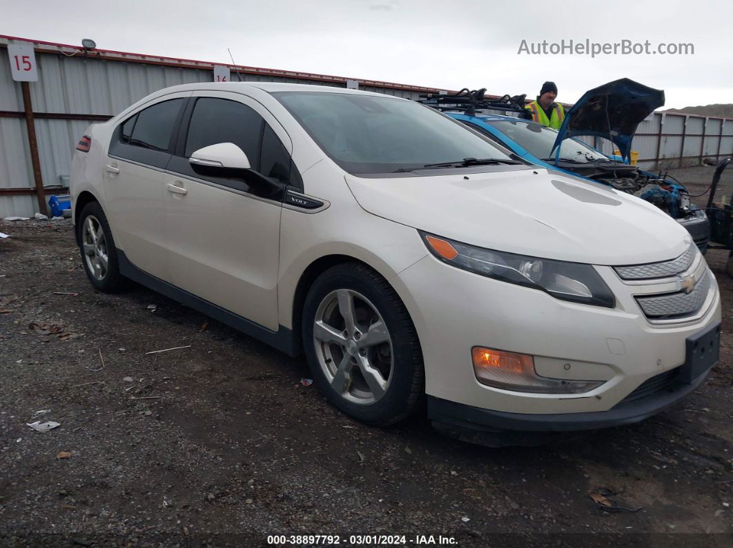 2013 Chevrolet Volt   Белый vin: 1G1RD6E49DU131011