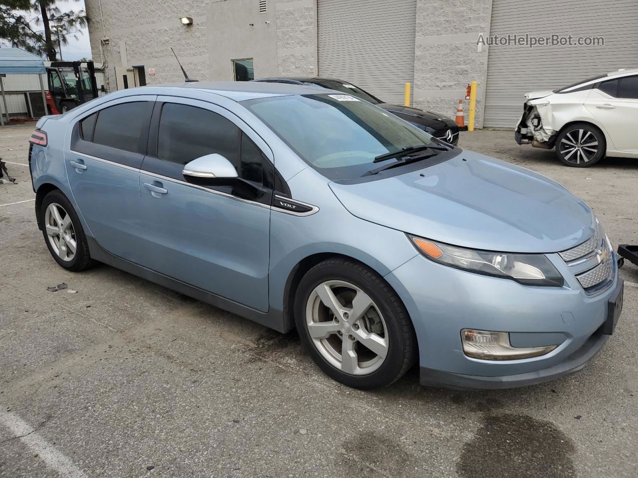 2013 Chevrolet Volt  Blue vin: 1G1RE6E42DU130831