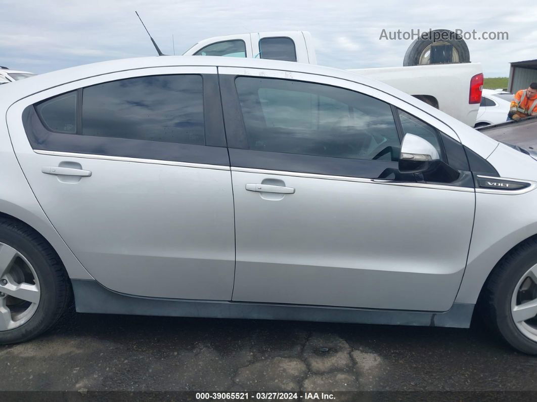 2013 Chevrolet Volt   Silver vin: 1G1RE6E46DU149978