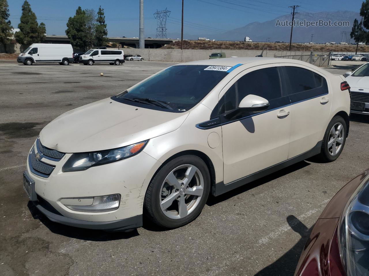 2013 Chevrolet Volt  White vin: 1G1RH6E41DU147174