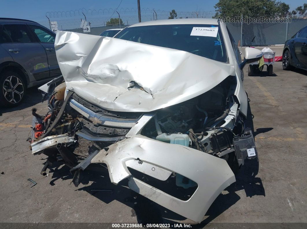 2013 Chevrolet Volt   White vin: 1G1RH6E45DU131785