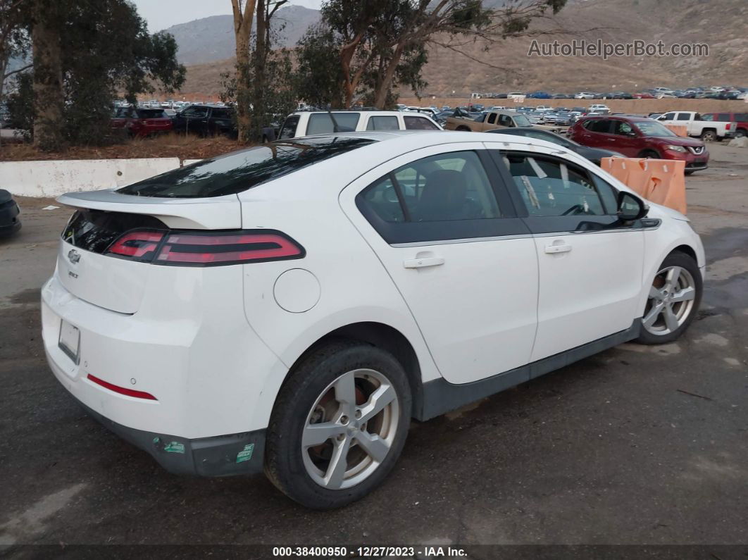 2013 Chevrolet Volt   White vin: 1G1RH6E47DU121341