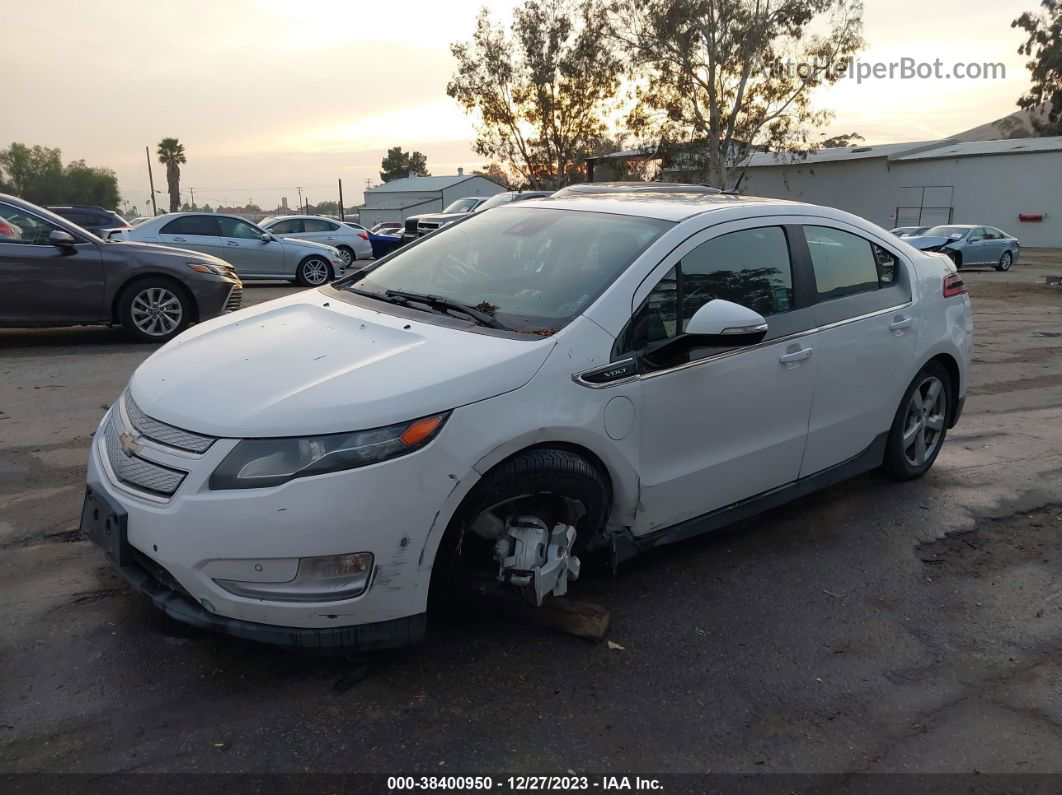 2013 Chevrolet Volt   White vin: 1G1RH6E47DU121341