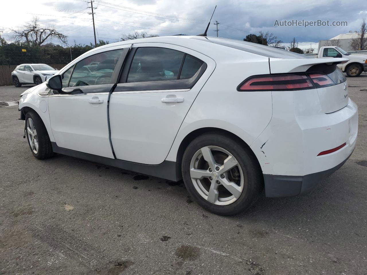 2013 Chevrolet Volt  White vin: 1G1RH6E49DU101317