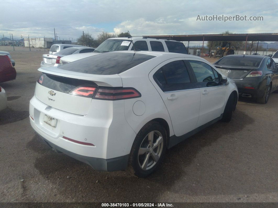 2013 Chevrolet Volt   White vin: 1G1RH6E49DU126900