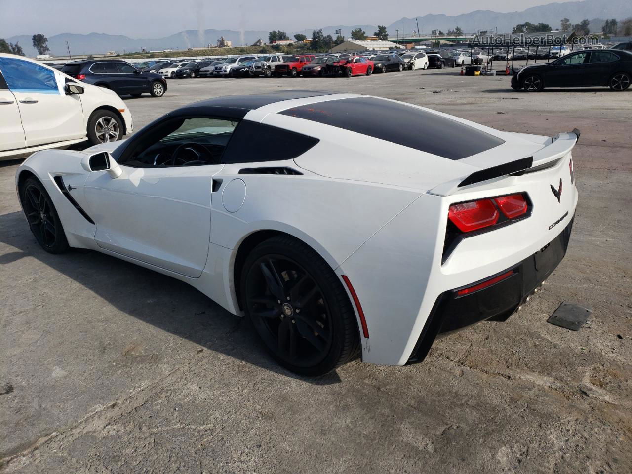 2017 Chevrolet Corvette Stingray Z51 2lt White vin: 1G1YJ2D79H5121040