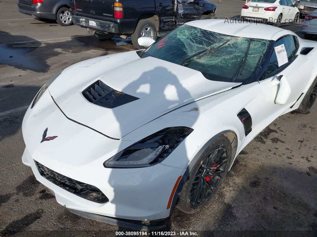 2017 Chevrolet Corvette Z06 Белый vin: 1G1YS2D62H5604230