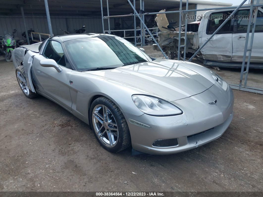 2006 Chevrolet Corvette   Silver vin: 1G1YY25U565107102