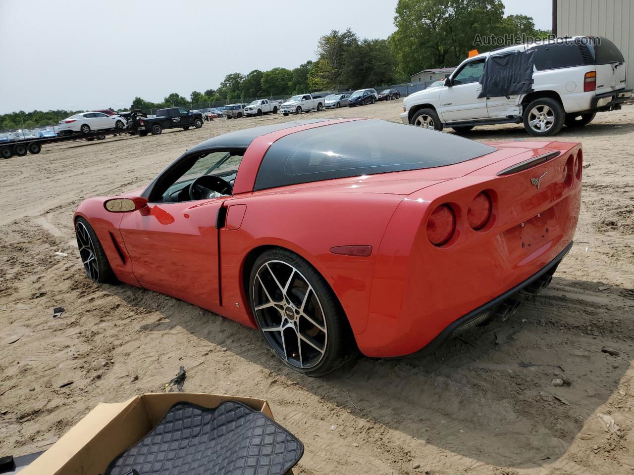 2006 Chevrolet Corvette  Red vin: 1G1YY25U865120653