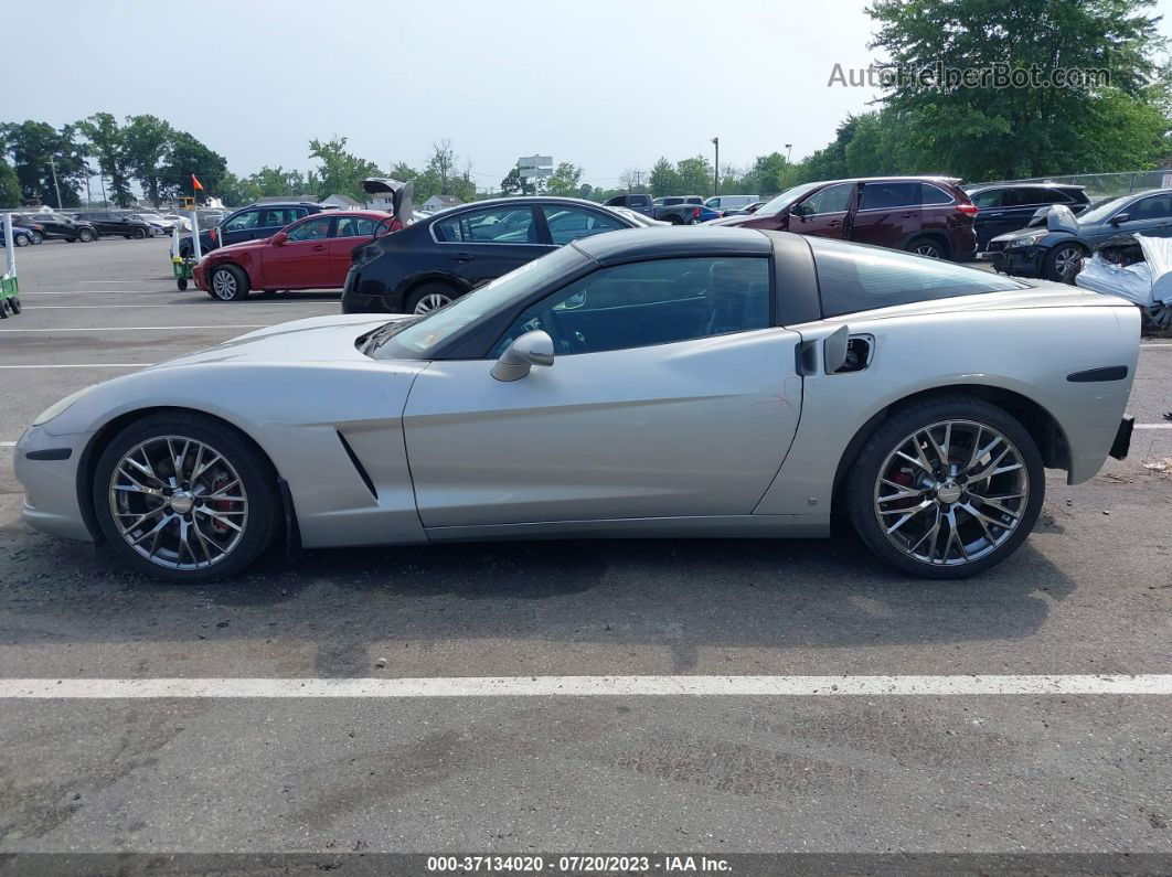 2006 Chevrolet Corvette   Silver vin: 1G1YY26U165119908