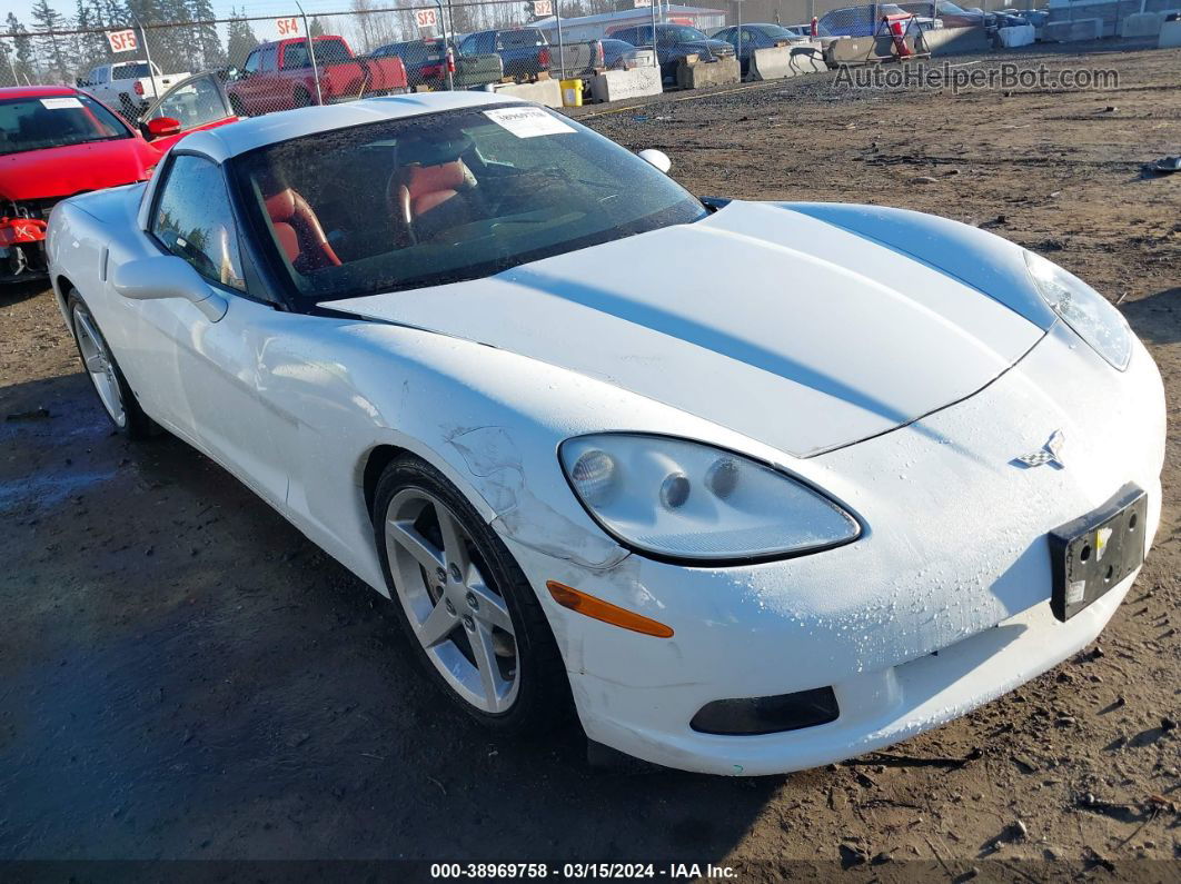 2006 Chevrolet Corvette   White vin: 1G1YY26U365129534