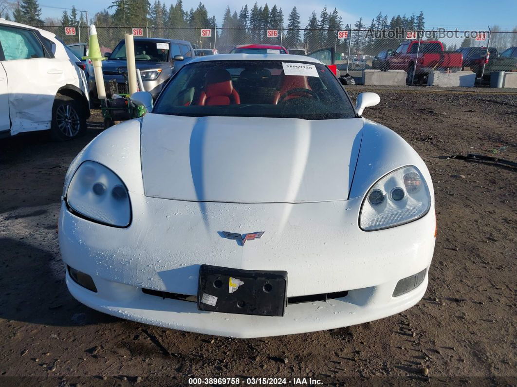 2006 Chevrolet Corvette   White vin: 1G1YY26U365129534