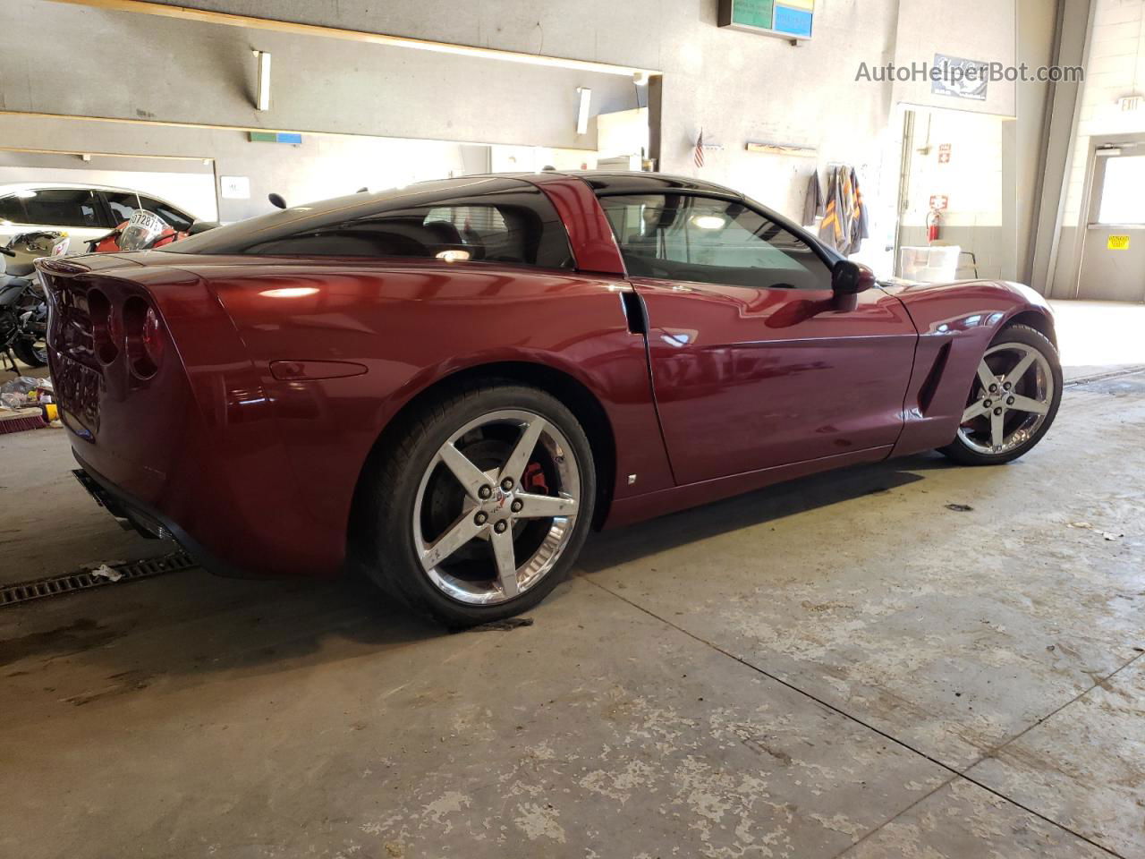 2006 Chevrolet Corvette  Burgundy vin: 1G1YY26U565133505