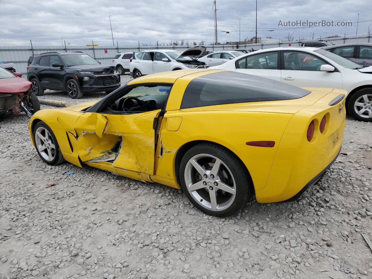 2006 Chevrolet Corvette  Yellow vin: 1G1YY26U665106717