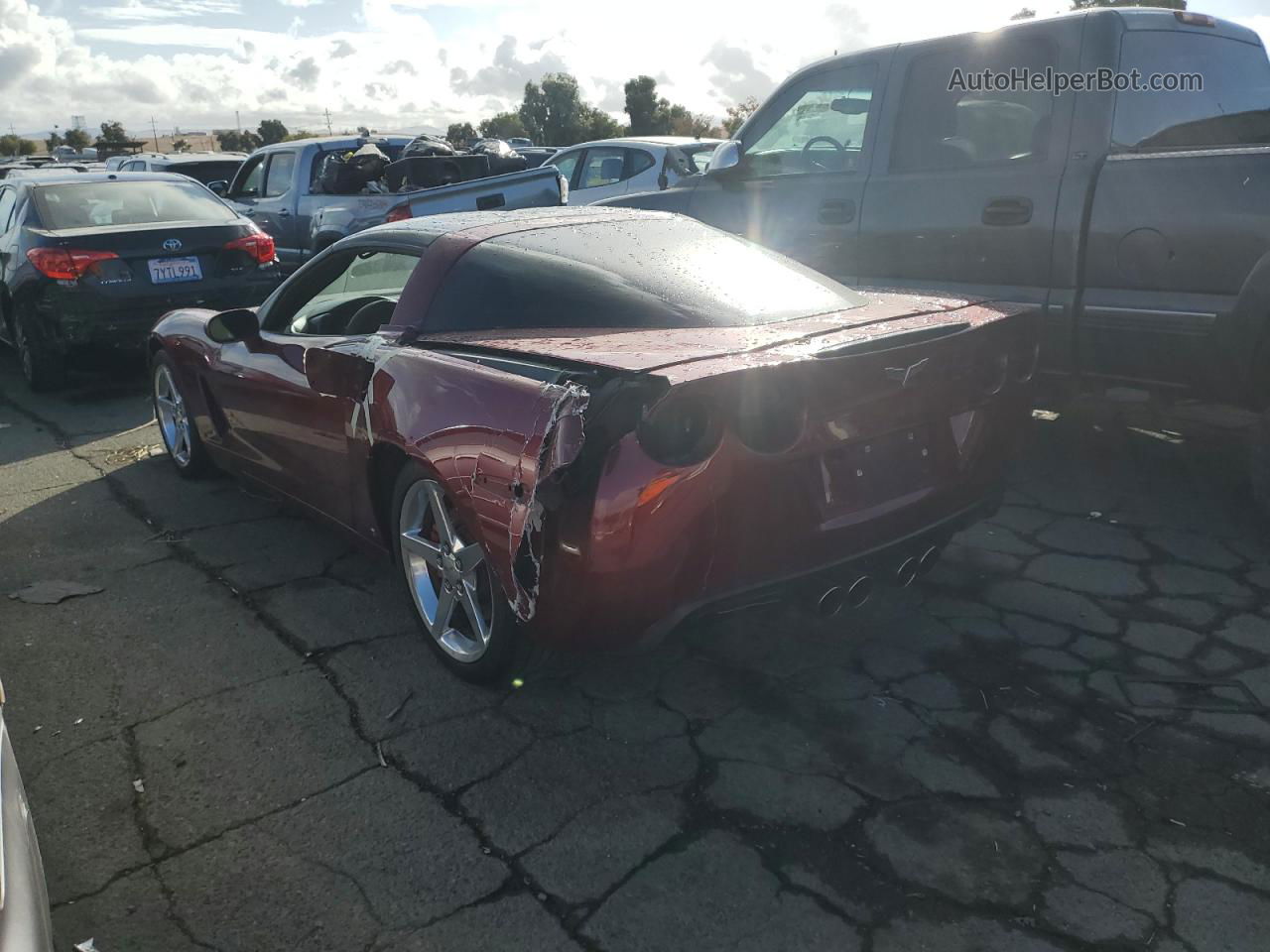 2006 Chevrolet Corvette  Red vin: 1G1YY26U765120495