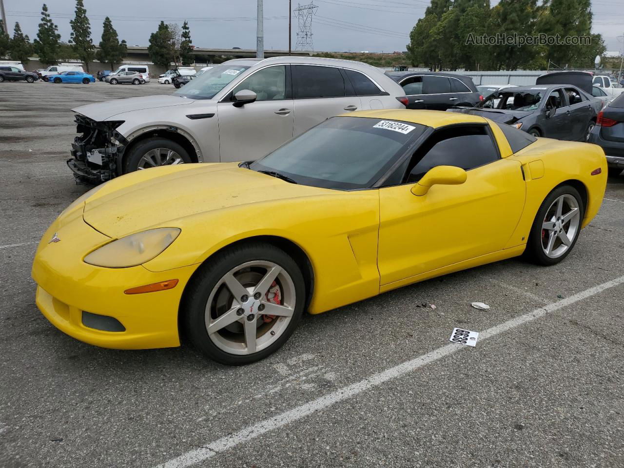 2006 Chevrolet Corvette  Желтый vin: 1G1YY26U765129701