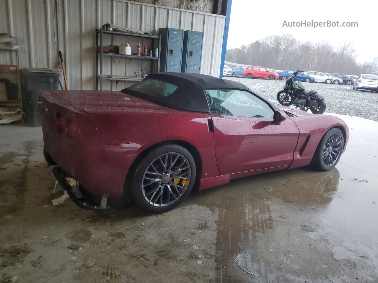 2006 Chevrolet Corvette  Burgundy vin: 1G1YY36UX65119394