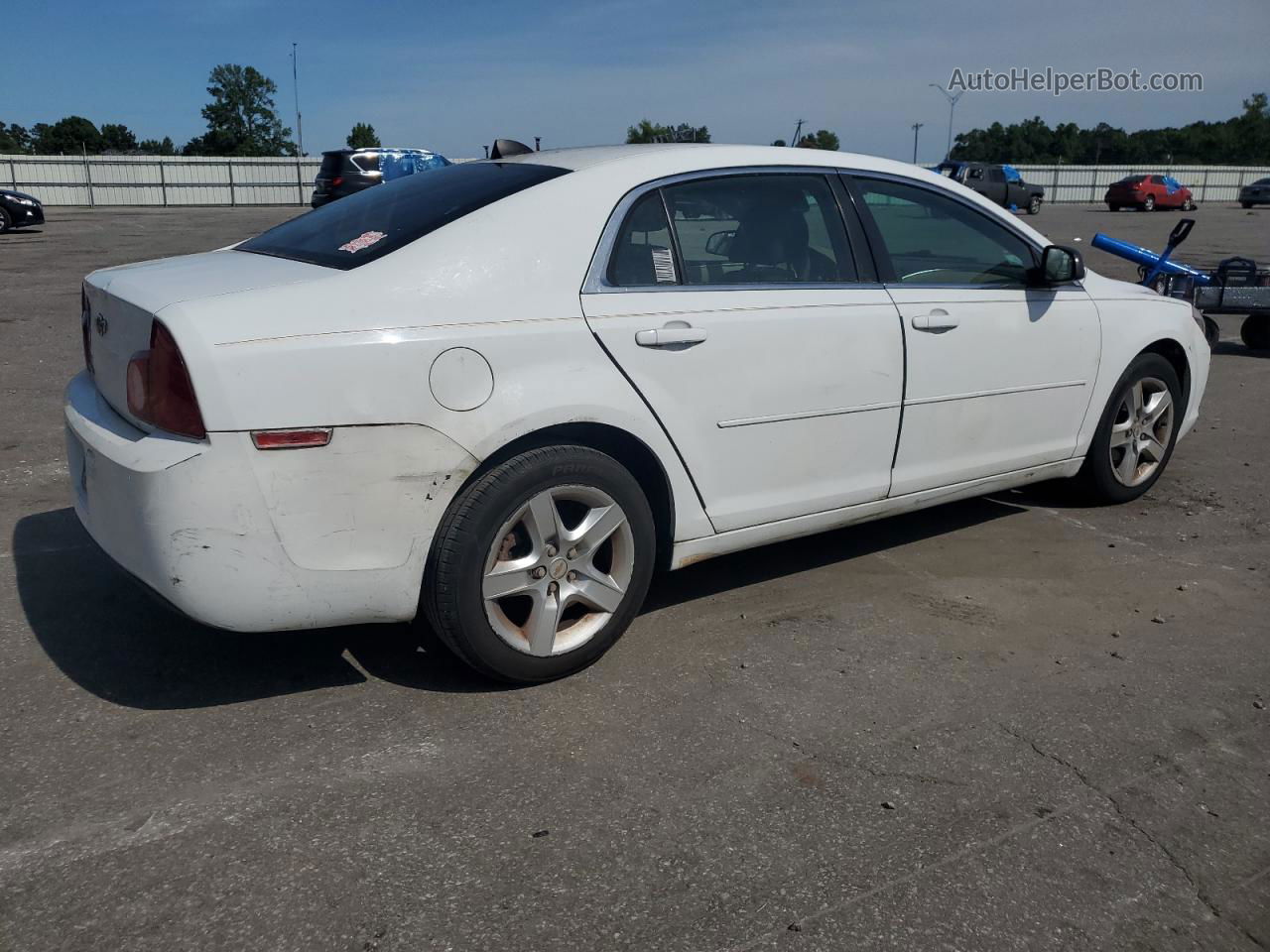 2012 Chevrolet Malibu Ls White vin: 1G1ZB5E04CF198423