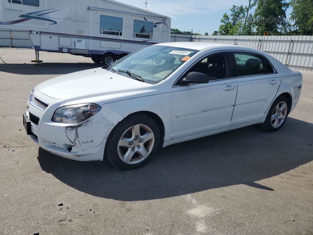 2012 Chevrolet Malibu Ls White vin: 1G1ZB5E04CF198423