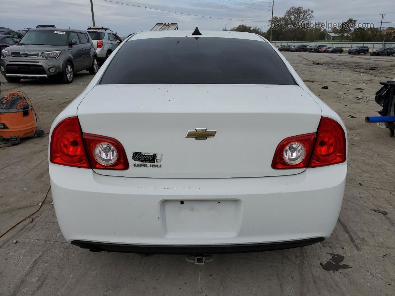 2012 Chevrolet Malibu Ls White vin: 1G1ZB5E05CF193893