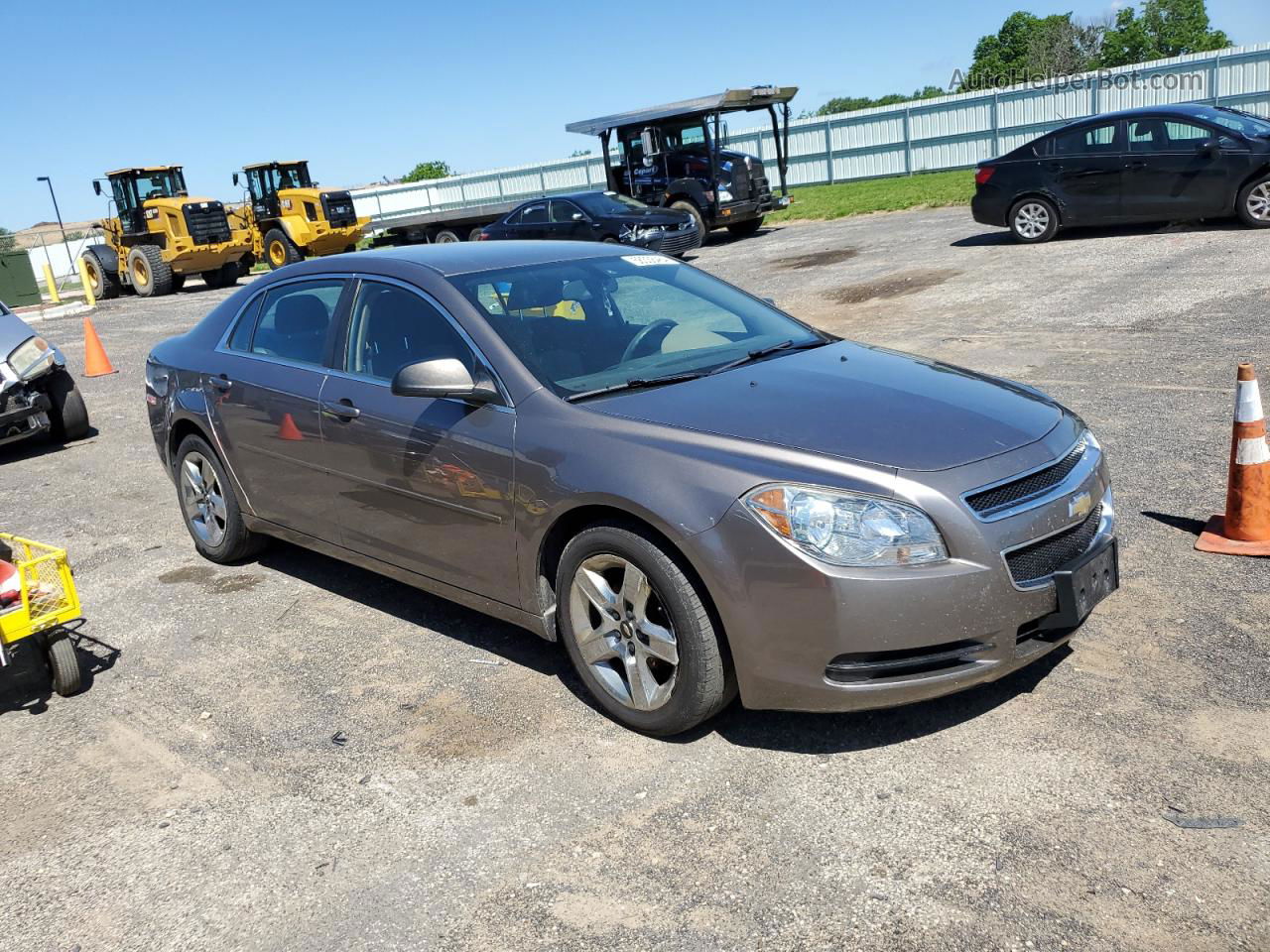 2012 Chevrolet Malibu Ls Tan vin: 1G1ZB5E05CF225306