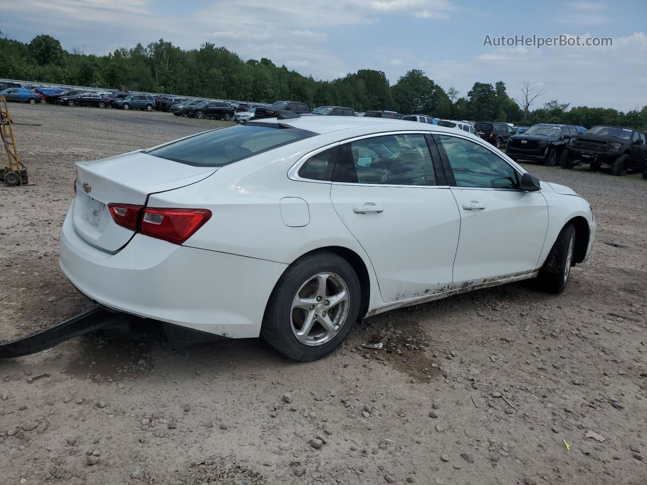 2017 Chevrolet Malibu Ls Белый vin: 1G1ZB5ST2HF230968